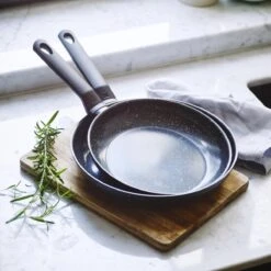 BK Universe Koekenpan Ø 24cm - Inductie - Anti-aanbak - PFAS-vrij -Tefal Shop 1200x1200 327