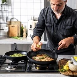 KitchenAid Classic Forged Aluminium Wok ø28cm - Zwart - Inductie - Anti-aanbak -Tefal Shop 1200x1200 69