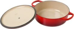Le Creuset - Gietijzeren - Lage Braadpan - 24cm - Kersenrood -Tefal Shop 1200x478 1