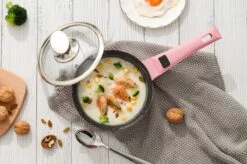 Swiss Pro+ | Set 14 Delige Pannenset | Inductie - Pannensets - Glazen Deksel - Met Afneembare Handgreep - Marmeren Interieur -PFAS-vrij | Pink -Tefal Shop 1200x799 105