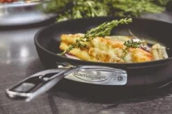 Demeyere Alu Pro Dura Glide Koekenpan - Ø 24 & Ø 28cm - Titanium 15 Demeyere Alu Pro Dura Glide Koekenpan - Ø 24 & Ø 28cm - Titanium -Tefal Shop 1200x799 35