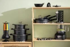 Swiss Pro+ - SWP41D22 - Pannenset 41 Delig - Foodprocessor - Messenblok 8 Delig - Kookgerei Set Met Houder 7 Delig - Starters Pakket - 2022 Serie - Limited Edition -uitzet -Tefal Shop 1200x799 94