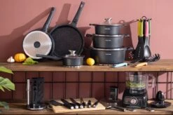 Swiss Pro+ - SWP41D22 - Pannenset 41 Delig - Foodprocessor - Messenblok 8 Delig - Kookgerei Set Met Houder 7 Delig - Starters Pakket - 2022 Serie - Limited Edition -uitzet -Tefal Shop 1200x799 96