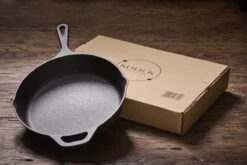 Koock Amsterdam® Skillet - Gietijzer - 25cm - Koekenpan - Geschikt Voor Alle Warmtebronnen -Tefal Shop 1200x800 17