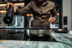 Soenil By ISENVI - Koekenpan Inductie - 24 CM - Keramische Pan - RVS Handgreep -Tefal Shop 1200x800 39