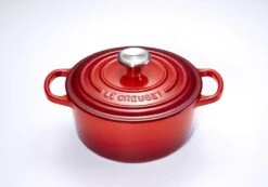 Le Creuset Signature Braadpan - 4,2 L - 24 Cm - Kersenrood -Tefal Shop 1200x839