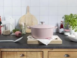 BK Bourgogne Braadpan Ø 24 Cm - Roze - Gietijzer - Inductie -Tefal Shop 1200x912 1