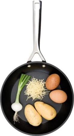 Le Creuset Koekenpan Les Forgées TNS - ø 22 Cm - Standaard Anti-aanbaklaag -Tefal Shop 659x1200